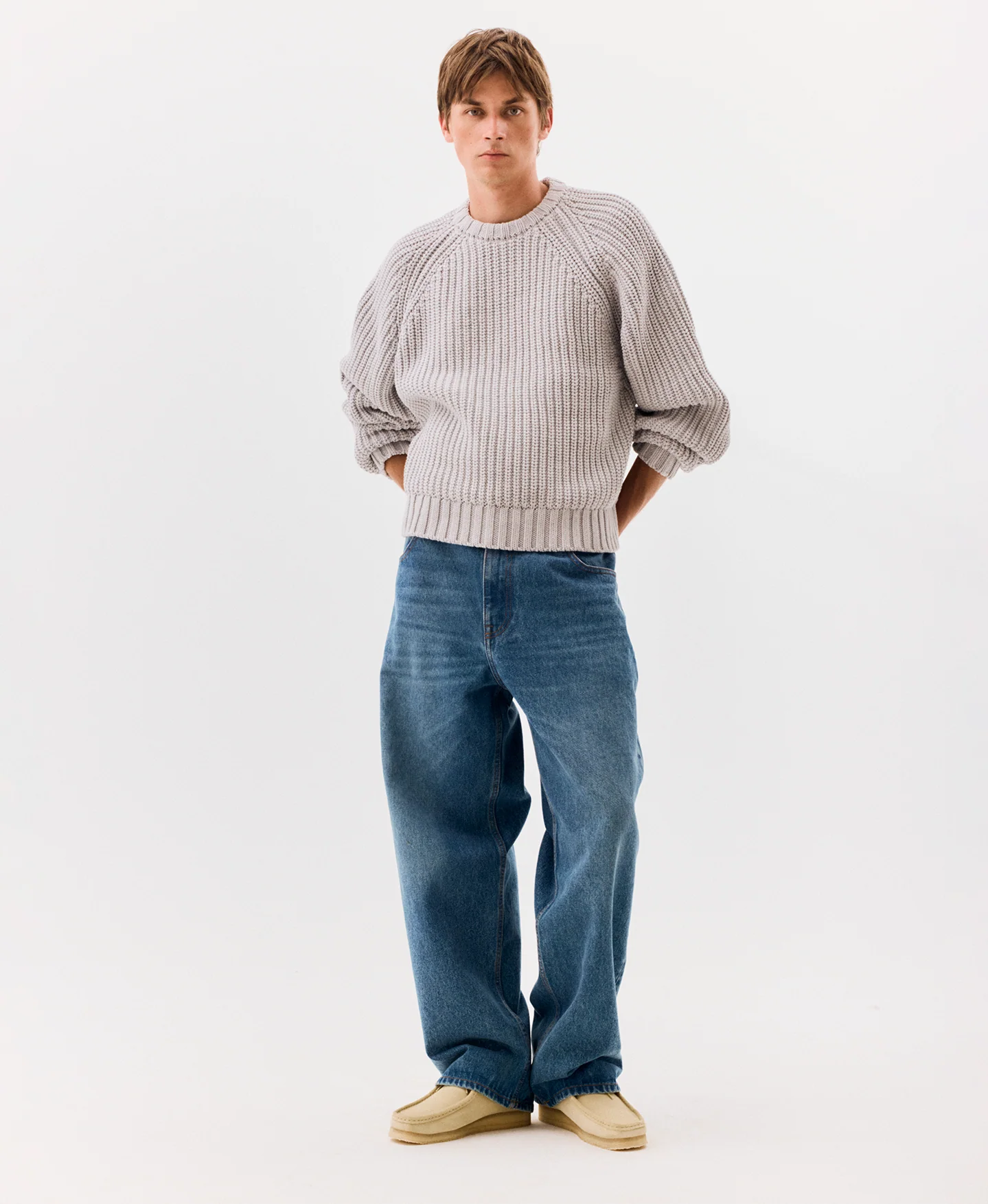 3 Gauge 'Navy' Knit - Image 5