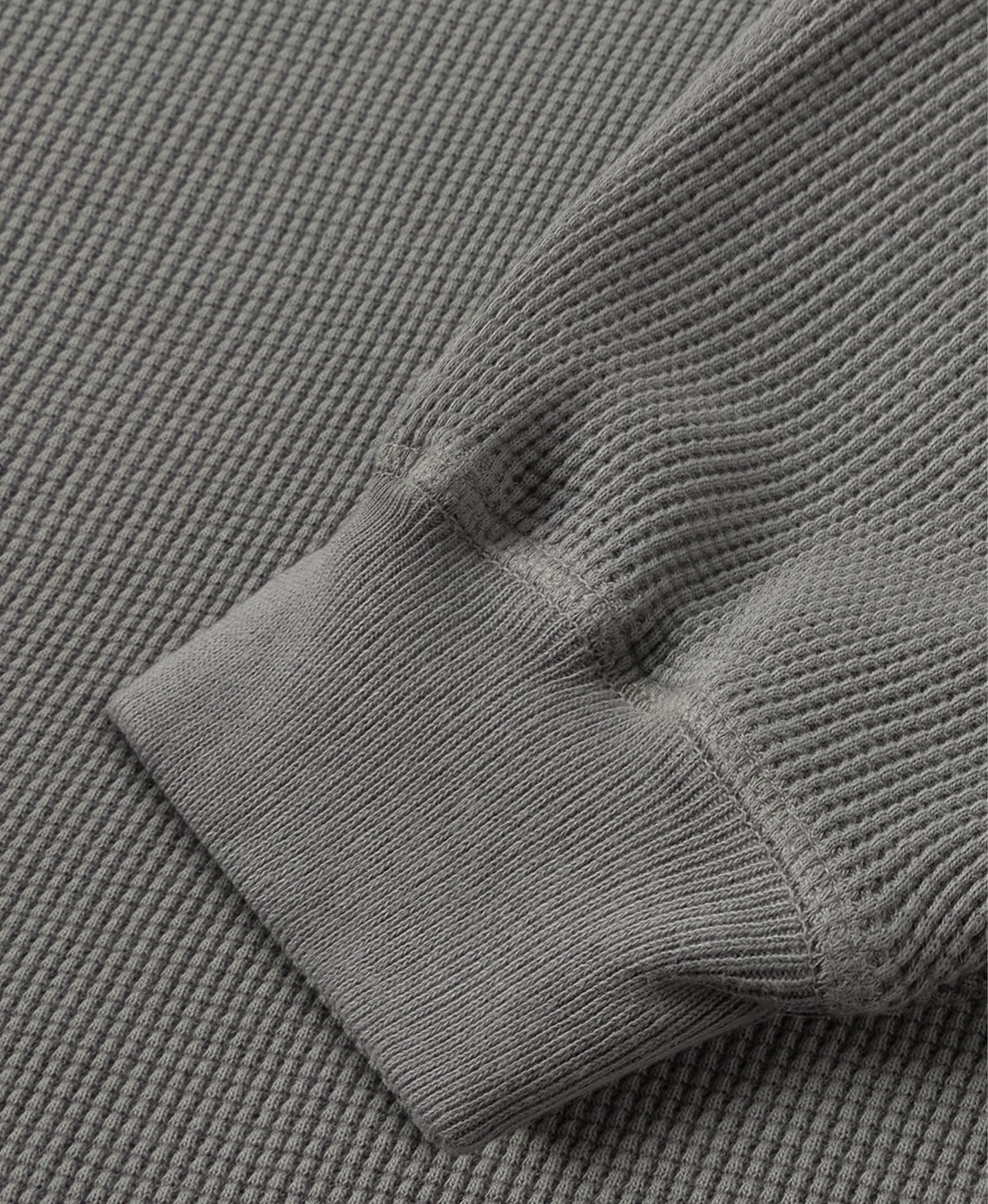 350 GSM 'Mud Gray' Thermal Longsleeve - Image 4