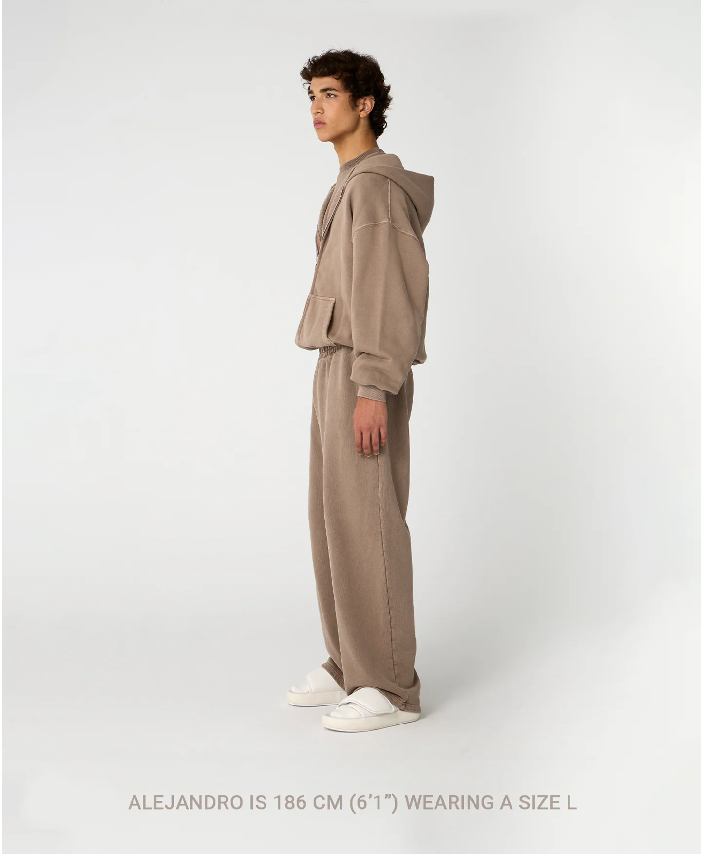 450 GSM 'Bone White' Zipper - Image 8