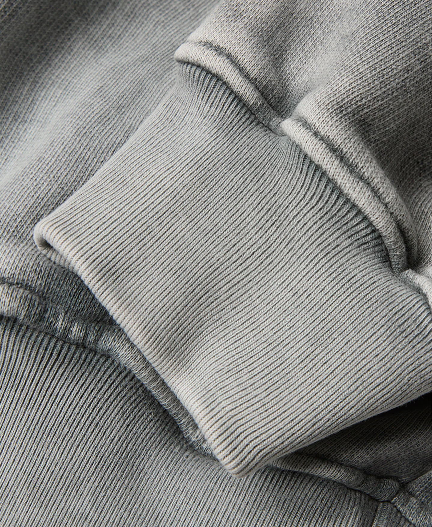 600 GSM 'Vintage Gray' Crewneck - Image 3
