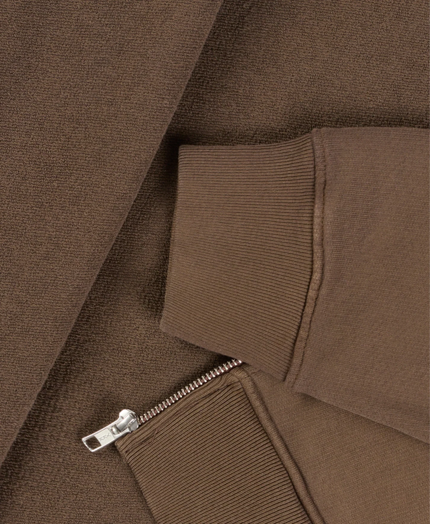 600 GSM 'Mocha Brown' Zipper - Image 4