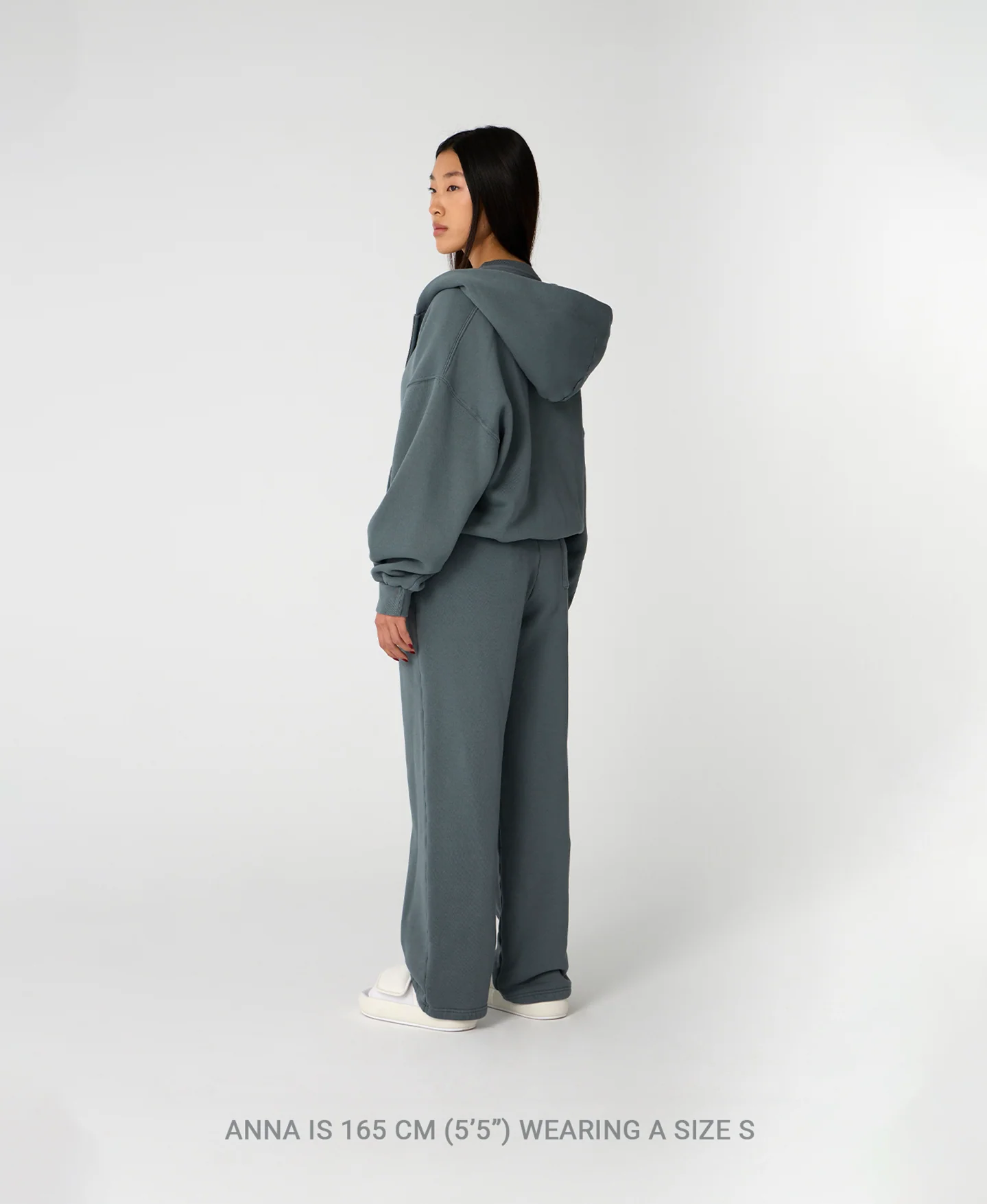 450 GSM 'Navy Blue' Zipper - Image 7